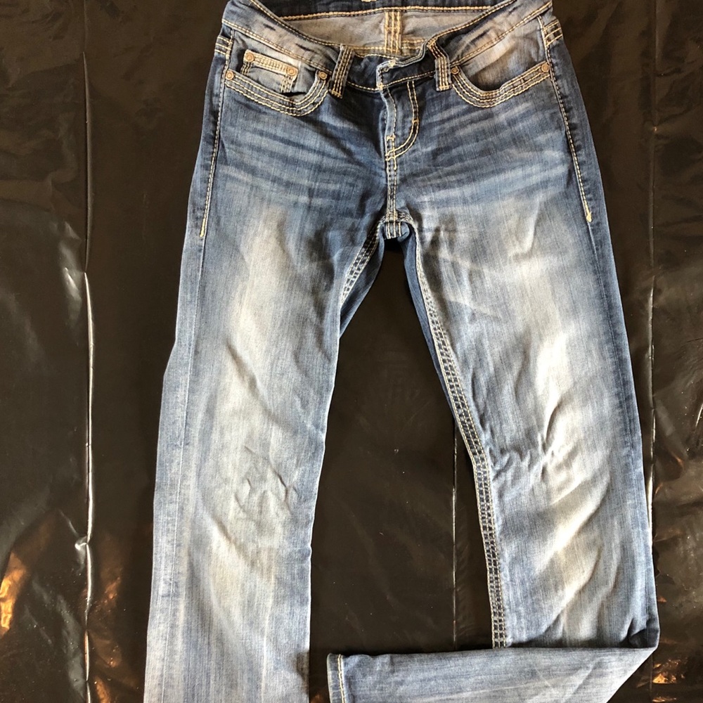 Boot cut jeans